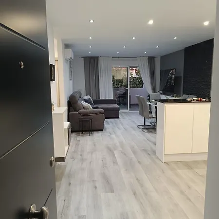 Cristina 3 - Playa Arenal Bol *